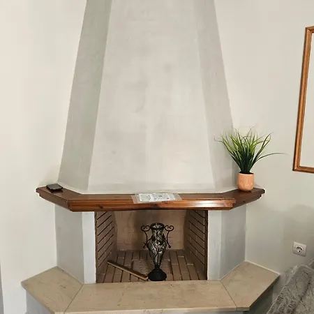 Apartment Nook Is Nikol's